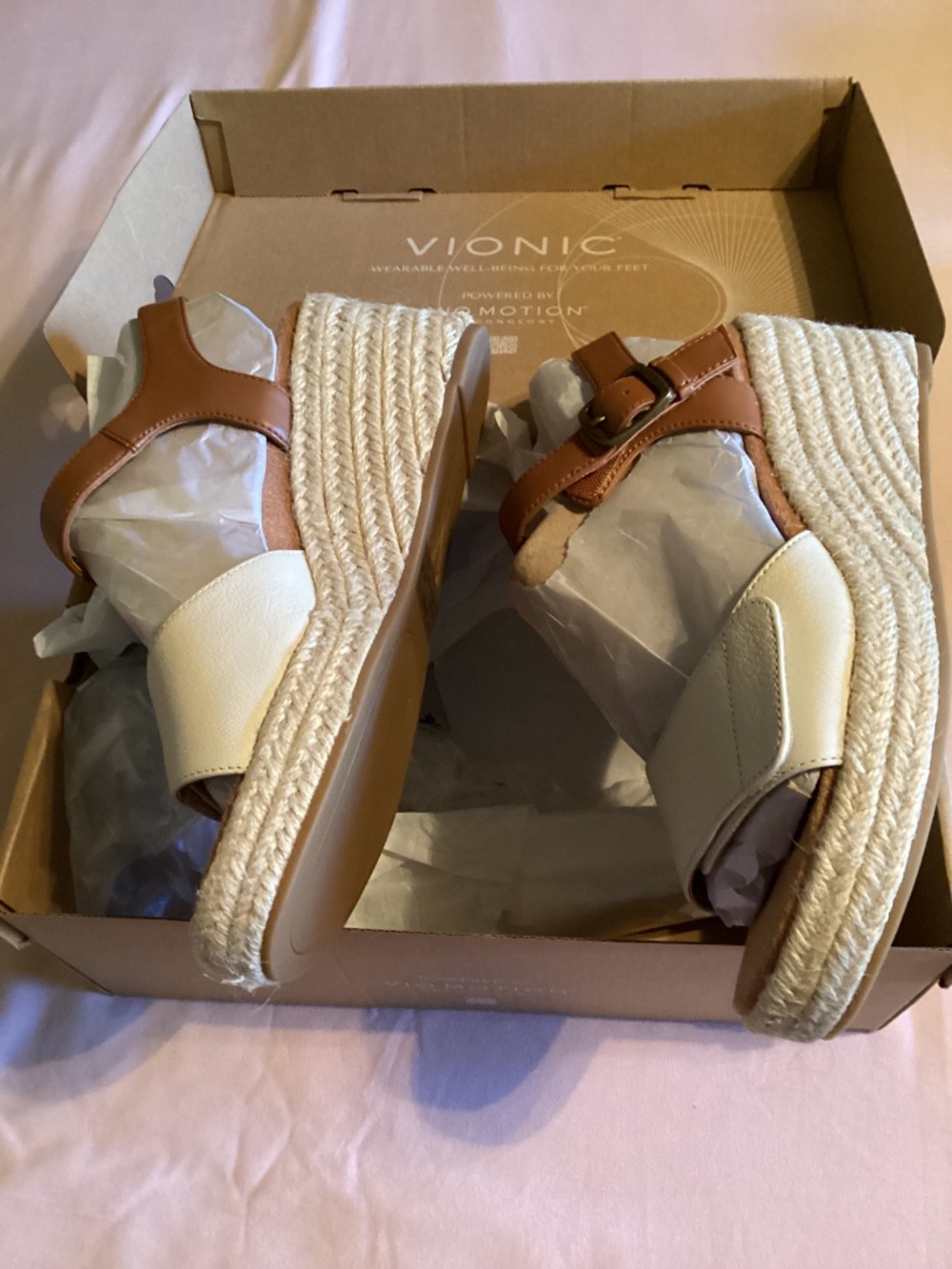 Vionic wedge - Picture 2 of 4